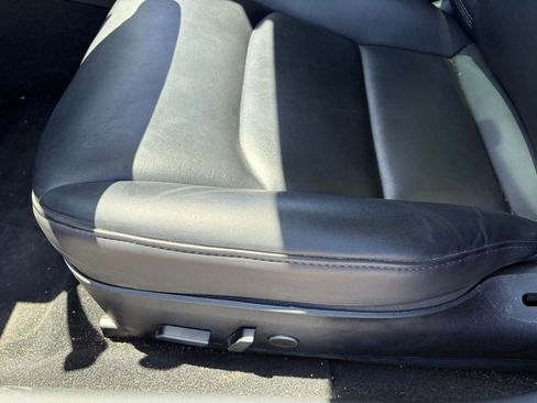 Used 2023 Tesla Model 3 Standard Range RWD image 5