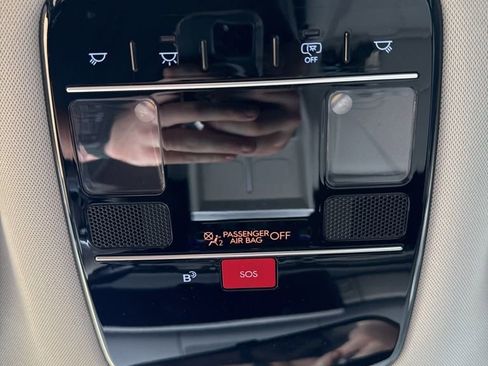 Used 2025 Hyundai Santa Fe SEL image 31