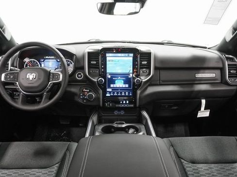 New 2026 RAM 1500 4x4 Crew Cab image 26