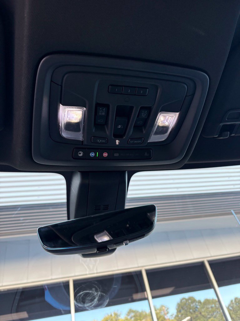 Used 2020 Chevrolet Silverado 2500 High Country w/ Z71 Off-Road Package AWD/4WD image 18