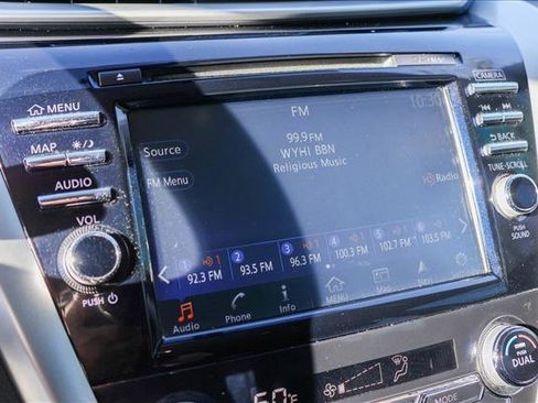 Used 2018 Nissan Murano SV w/ Premium Package image 18