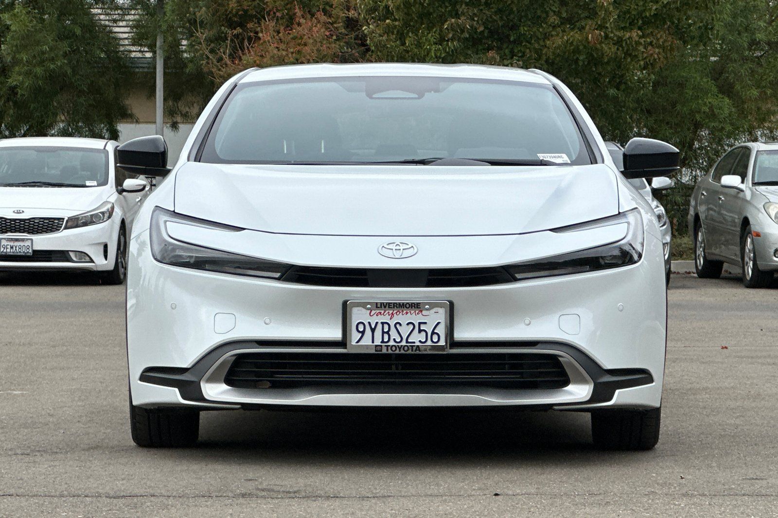 Certified 2026 Toyota Prius Plug-In Hybrid FWD image 10