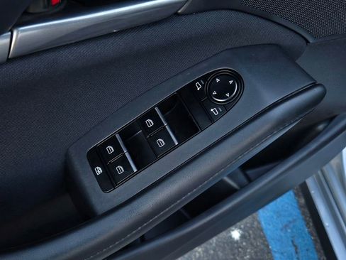 Used 2021 MAZDA MAZDA3 Sedan image 11