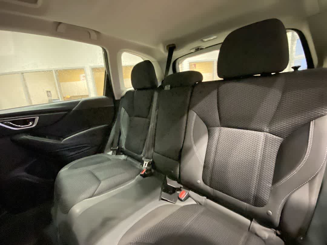 Used 2022 Subaru Forester Premium AWD/4WD image 24