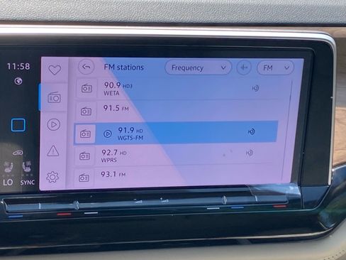 Certified 2026 Volkswagen Atlas SE w/ Panoramic Sunroof Package FWD image 8