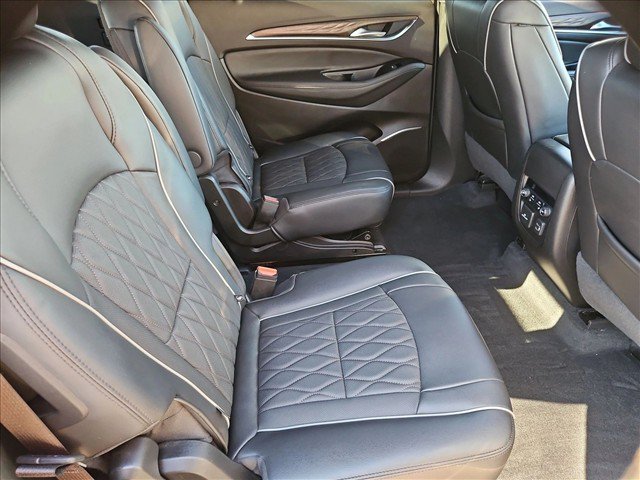 Used 2023 Buick Enclave Avenir w/ Avenir Technology Package AWD/4WD image 28