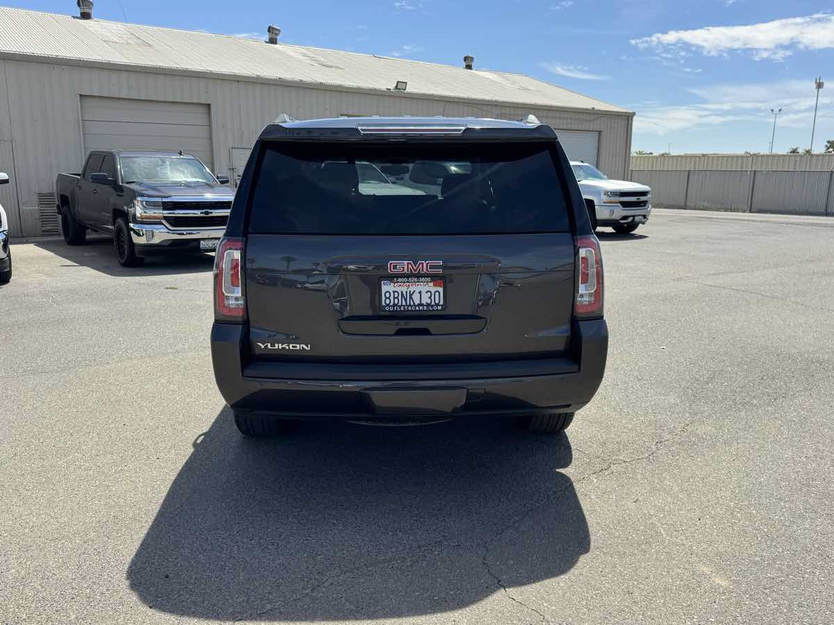 Used 2017 GMC Yukon SLE w/ SLE Value Package AWD/4WD image 8