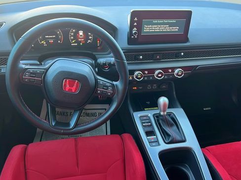 Used 2023 Honda Civic Type R image 11