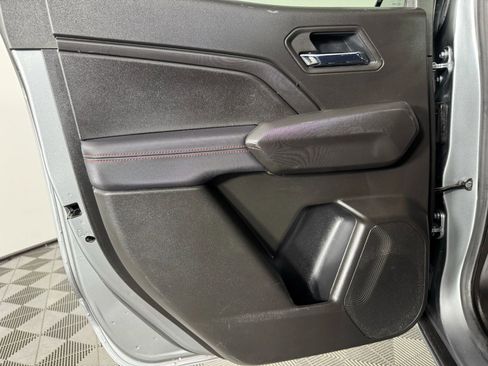 Used 2024 Chevrolet Colorado Z71 w/ Z71 Convenience Package 2 image 42
