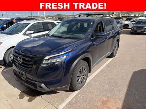 Used 2023 Nissan Pathfinder SV w/ SV Premium Package AWD/4WD image 1