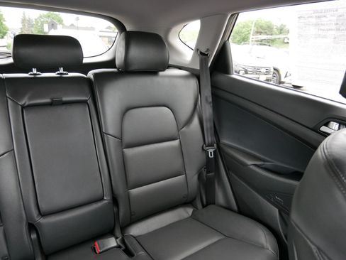 Used 2019 Hyundai Tucson Limited AWD/4WD image 14