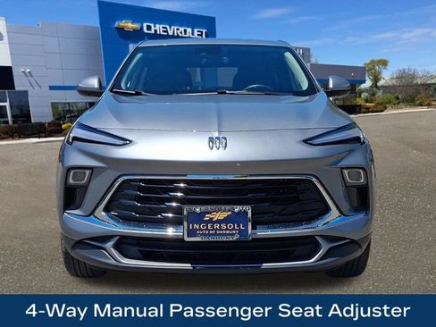 Used 2025 Buick Encore GX Preferred AWD/4WD image 24
