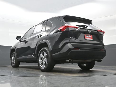 Used 2025 Toyota RAV4 XLE w/ Convenience Package AWD/4WD image 31