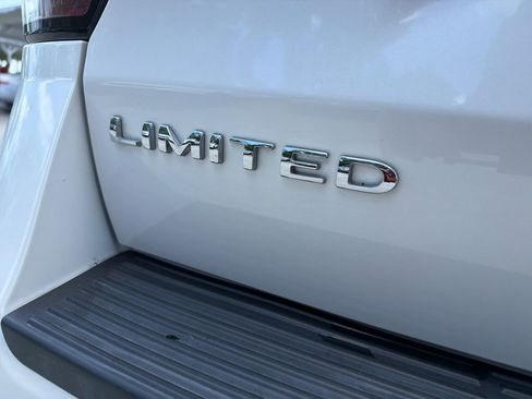 Used 2019 Ford Expedition Max Limited w/ Equipment Group 301A RWD image 17