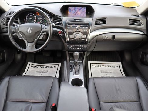 Used 2013 Acura ILX w/ Technology Package image 9