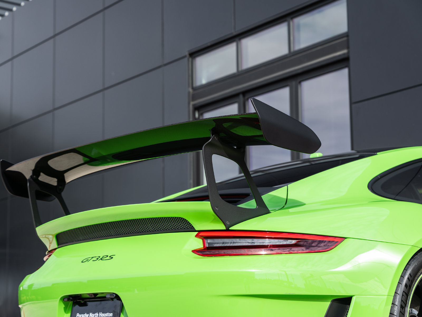 Used 2019 Porsche 911 GT3 RS RWD image 18