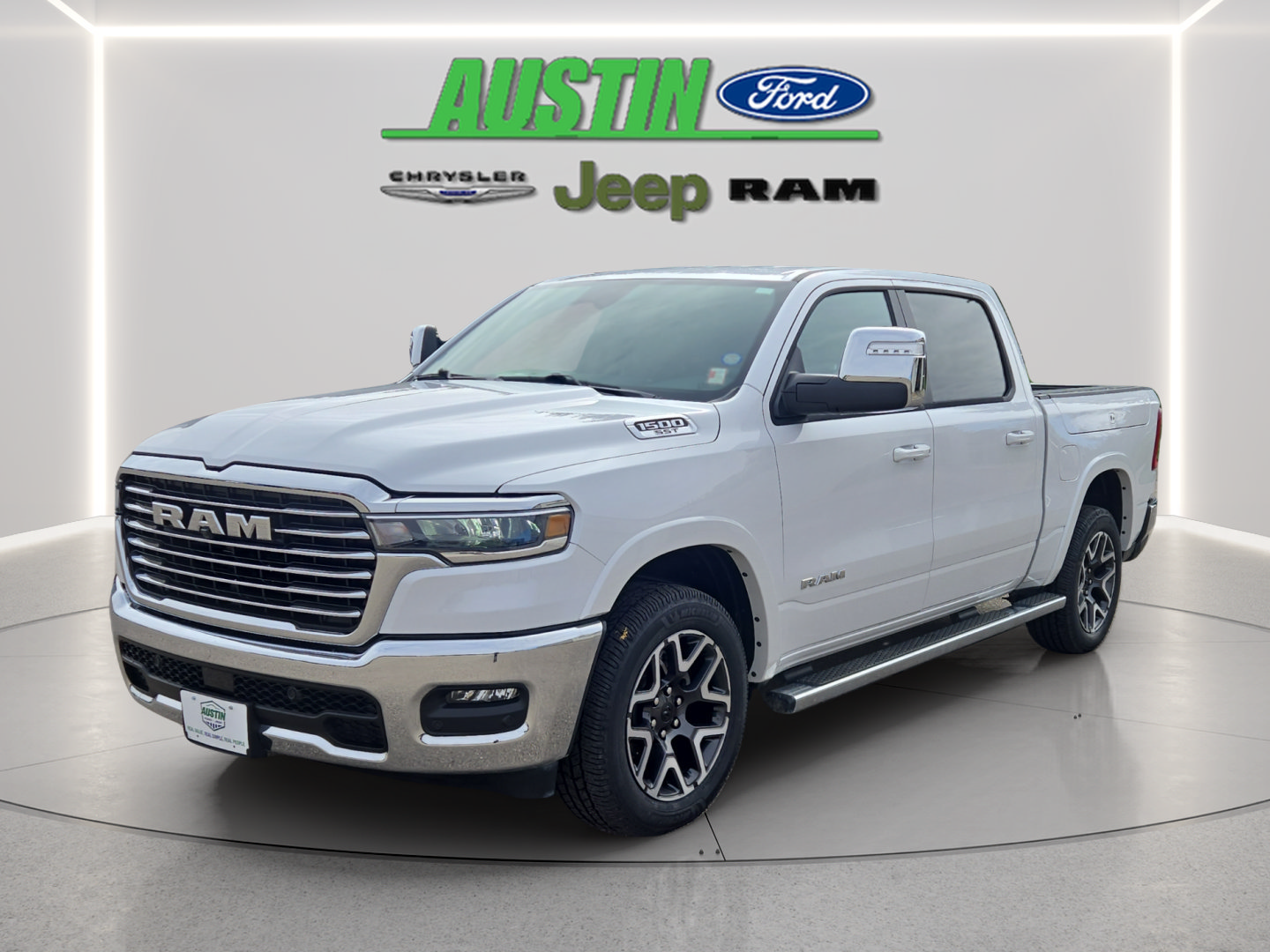 Used 2025 RAM 1500 Laramie w/ Trailer Tow Group AWD/4WD image 1