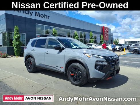 Certified 2025 Nissan Rogue SV AWD/4WD image 1