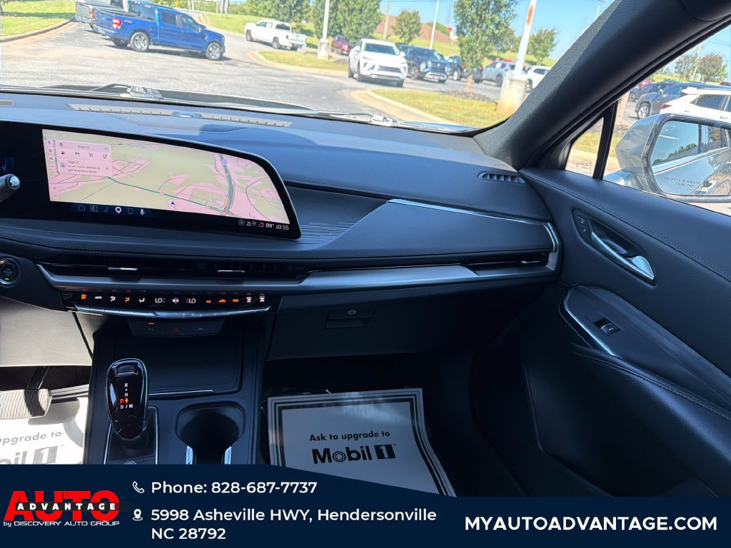 Used 2025 Cadillac XT4 Premium Luxury AWD/4WD image 35