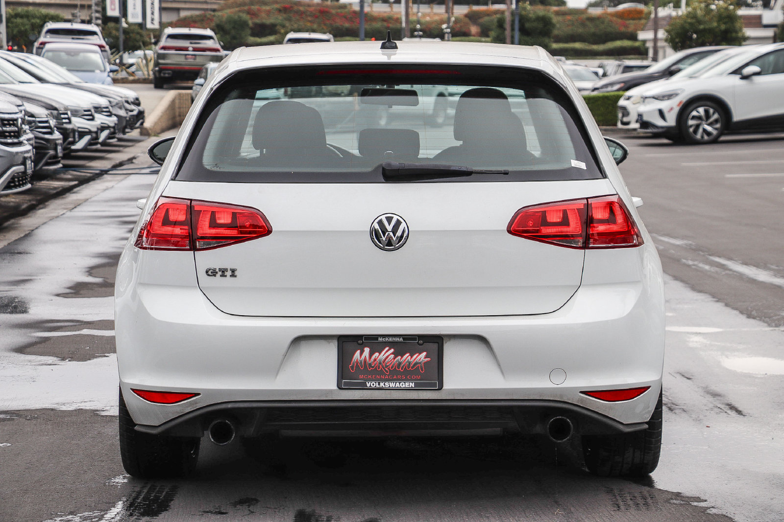 Used 2016 Volkswagen GTI S FWD image 7