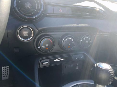 Used 2024 MAZDA MX-5 Miata RF Club w/ Interior Package image 31