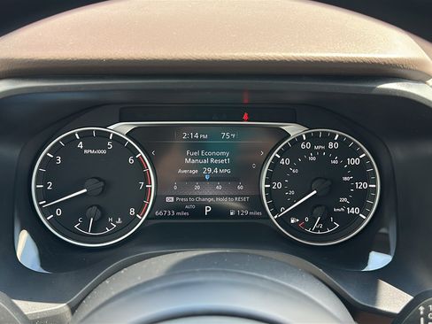 Used 2021 Nissan Rogue S AWD/4WD image 16