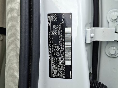 Used 2021 Volvo XC60 T6 Inscription w/ Advanced Package image 19