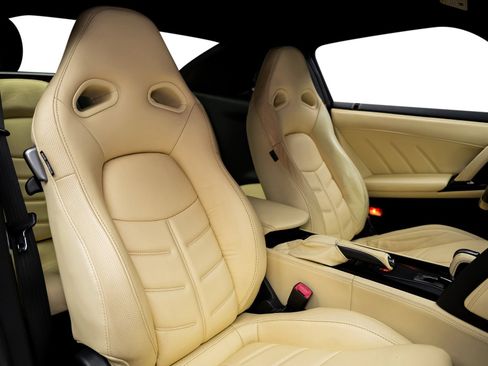 Used 2016 Nissan GT-R Premium AWD/4WD image 35