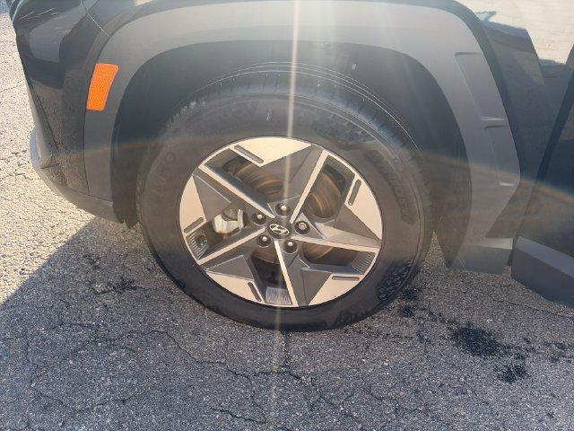 Used 2025 Hyundai Tucson SEL AWD/4WD image 26