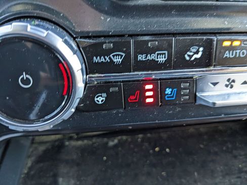 Used 2023 Ford F250 Lariat w/ Chrome Package image 67