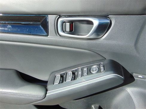 Certified 2025 Honda Civic Sport image 20