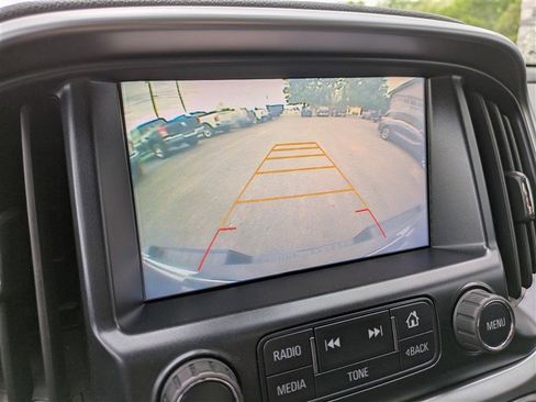 Used 2017 Chevrolet Colorado LT w/ LT Convenience Package AWD/4WD image 23