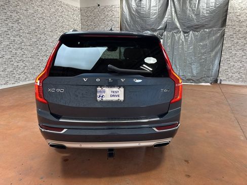 Used 2021 Volvo XC90 T6 Momentum w/ Advanced Package image 6