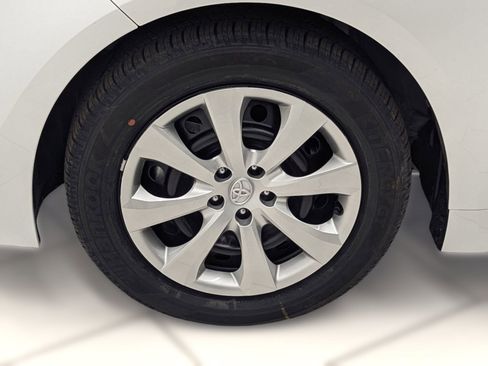 New 2026 Toyota Corolla LE image 9