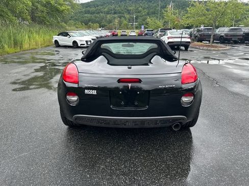 Used 2006 Pontiac Solstice Convertible w/ Power Package RWD image 4