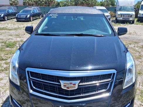 Used 2017 Cadillac XTS FWD image 3