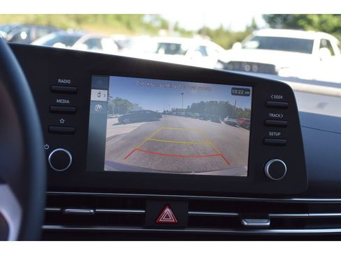 New 2025 Hyundai Elantra Blue image 24