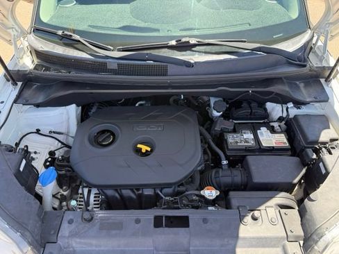 Used 2016 Kia Soul + FWD image 35