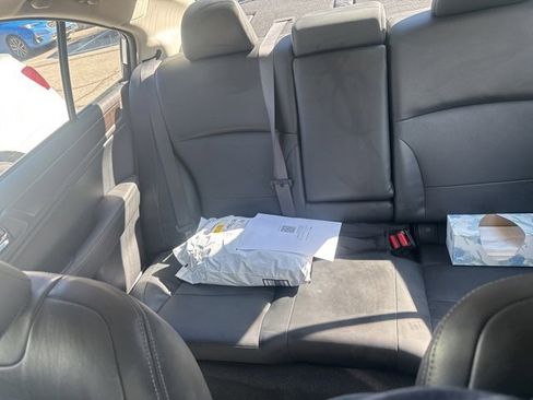 Used 2016 Subaru Legacy 2.5i Limited image 16