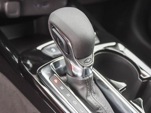 New 2026 Chevrolet Trax LT w/ Sunroof Package image 18