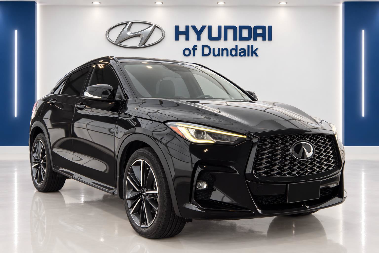 Used 2023 INFINITI QX55 Luxe w/ Cargo Package AWD/4WD image 3