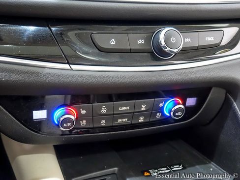 Used 2023 Buick Enclave Avenir w/ Avenir Technology Package image 26