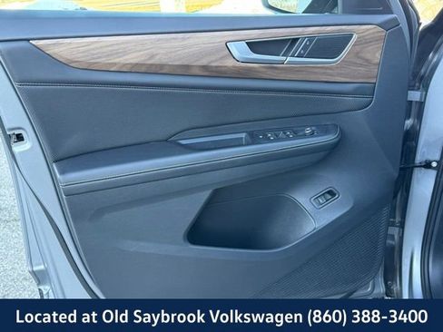 Certified 2024 Volkswagen Atlas SE image 34