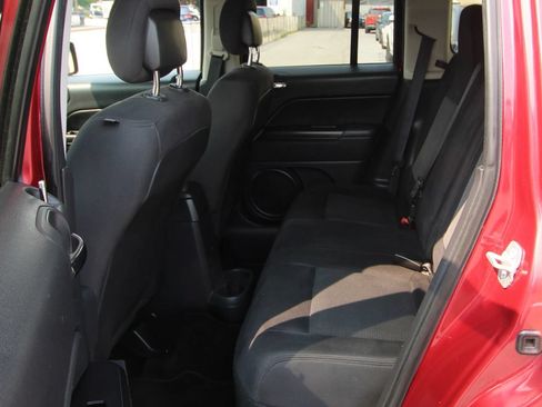 Used 2014 Jeep Patriot Sport w/ Power Value Group FWD image 11