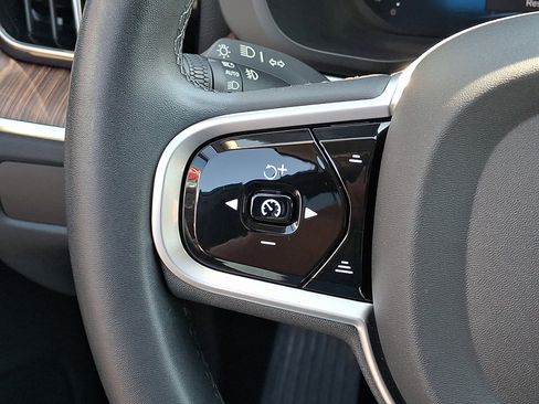 Used 2023 Volvo XC60 B5 Ultimate w/ Climate Package AWD/4WD image 25
