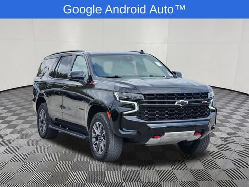 Used 2023 Chevrolet Tahoe Z71 w/ Luxury Package AWD/4WD image 2