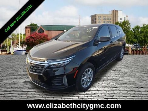 Used 2023 Chevrolet Equinox LT w/ Driver Convenience Package FWD image 1
