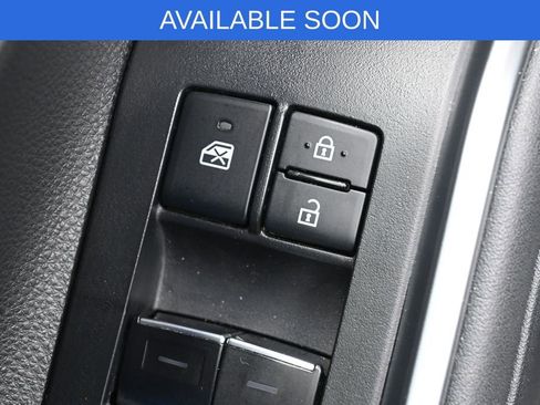 Used 2021 Toyota Highlander Platinum AWD/4WD image 13