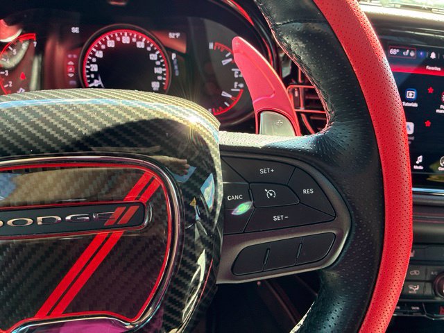 Used 2022 Dodge Durango R/T w/ Tow 'N Go Package AWD/4WD image 35