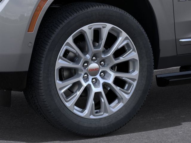 New 2026 GMC Yukon Denali w/ Sun & Power Step Package AWD/4WD image 9